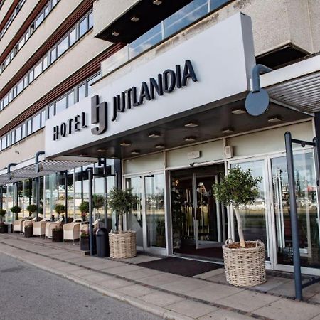 Harbour Living By Jutlandia - Hostel Style Frederikshavn Bagian luar foto
