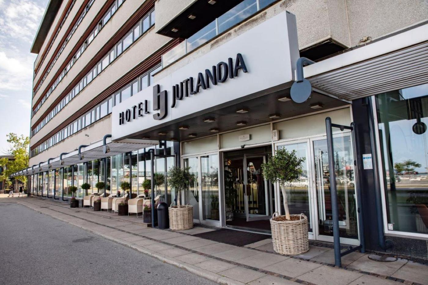 Harbour Living By Jutlandia - Hostel Style Frederikshavn Bagian luar foto