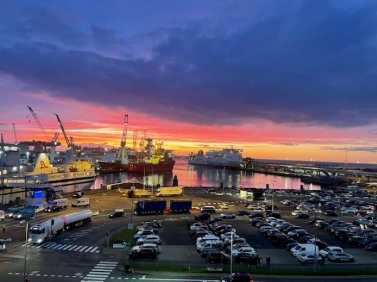 Harbour Living By Jutlandia - Hostel Style Frederikshavn Bagian luar foto