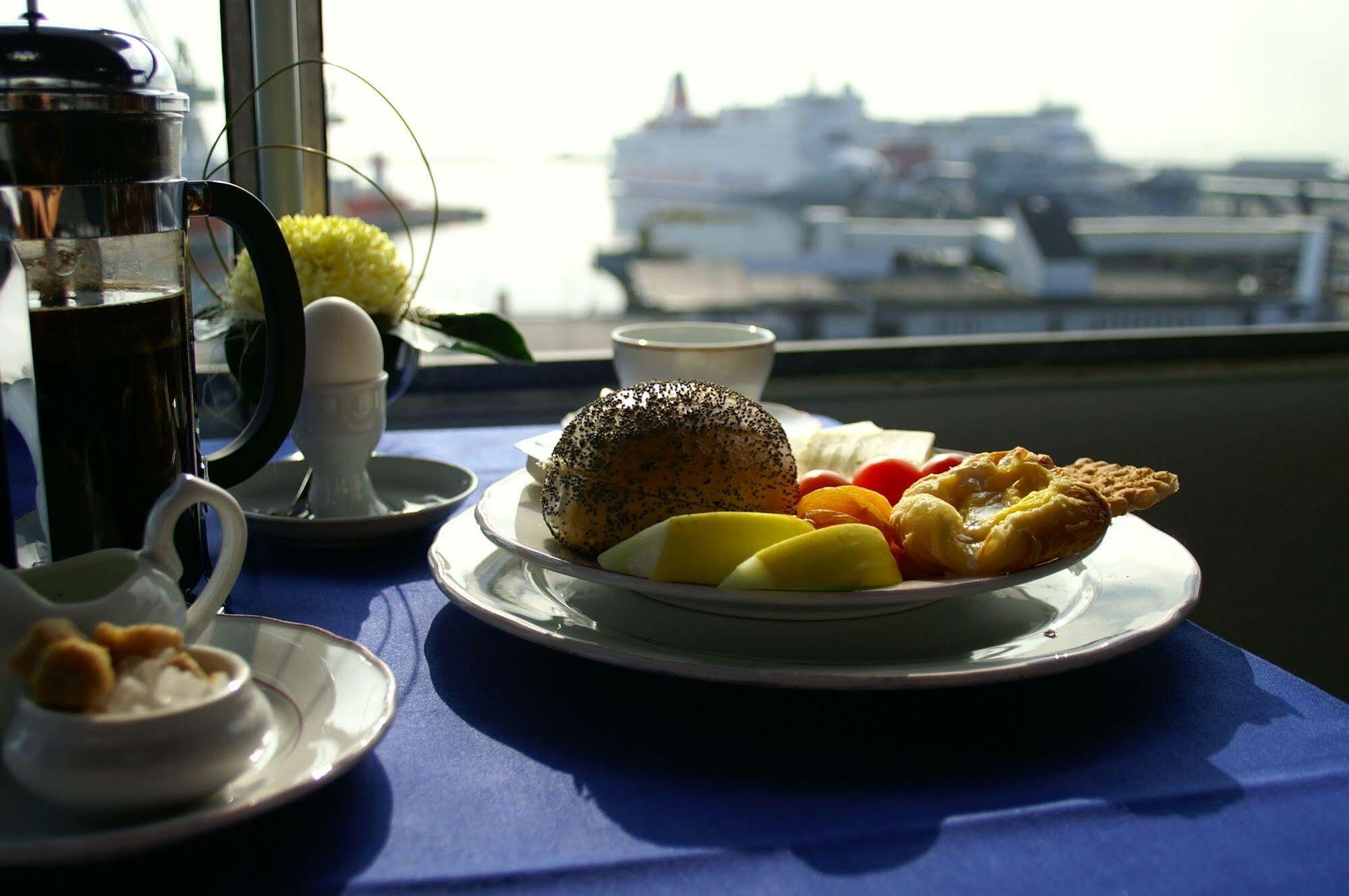 Harbour Living By Jutlandia - Hostel Style Frederikshavn Bagian luar foto